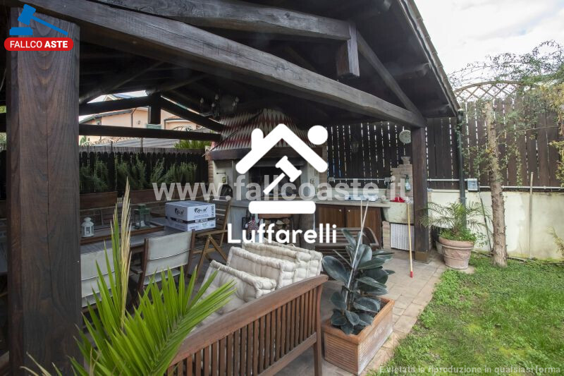 Immagine di CASA / VILLA VIA VICOVARO – GUIDONIA MONTECELIO