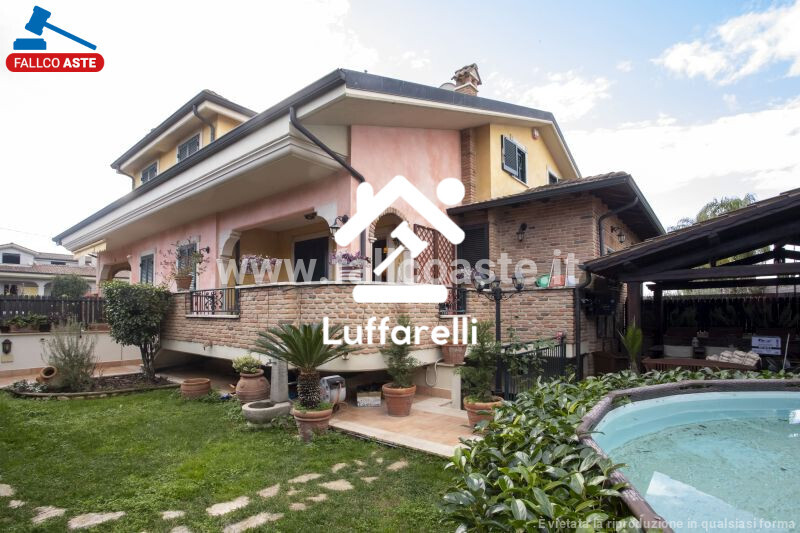 Immagine di CASA / VILLA VIA VICOVARO – GUIDONIA MONTECELIO
