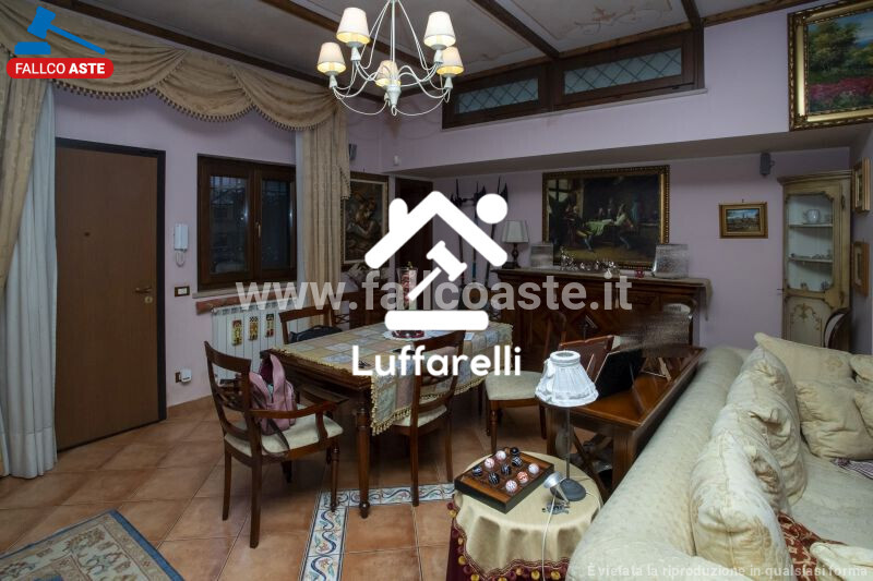 Immagine di CASA / VILLA VIA VICOVARO – GUIDONIA MONTECELIO