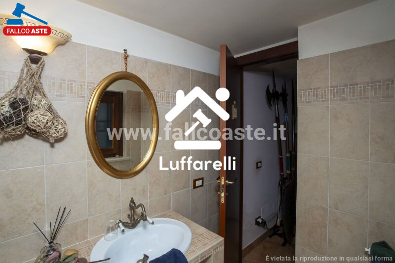 Immagine di CASA / VILLA VIA VICOVARO – GUIDONIA MONTECELIO