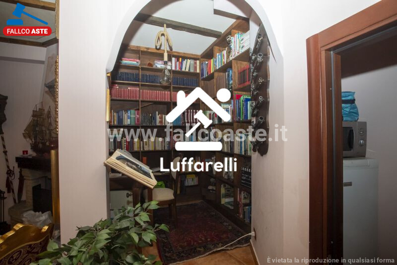 Immagine di CASA / VILLA VIA VICOVARO – GUIDONIA MONTECELIO