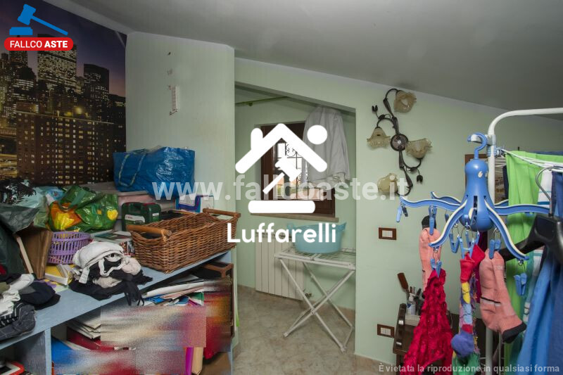 Immagine di CASA / VILLA VIA VICOVARO – GUIDONIA MONTECELIO