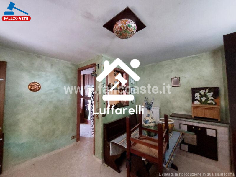 Immagine di APPARTAMENTO VIA RIVOLI – ROMA