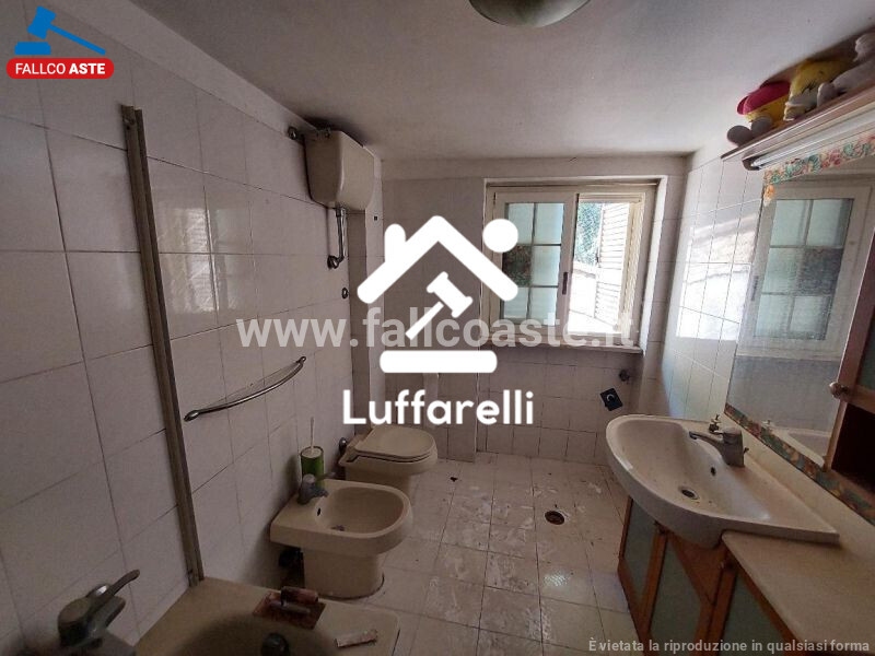 Immagine di APPARTAMENTO VIA RIVOLI – ROMA