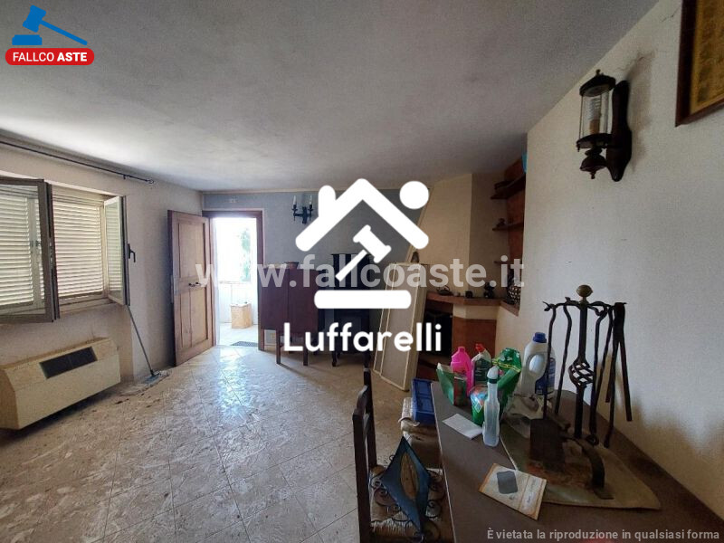 Immagine di APPARTAMENTO VIA RIVOLI – ROMA