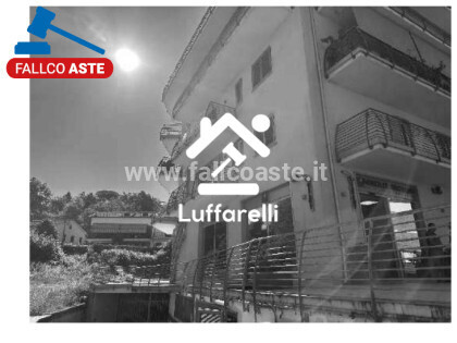 Immagine di LOCALE COMMERCIALE VIALE UNGHERIA 89/91 – ZAGAROLO