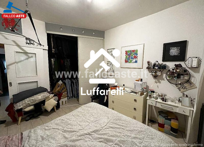 Immagine di APPARTAMENTO VIA FONTI DEL CLITUNNO – ROMA