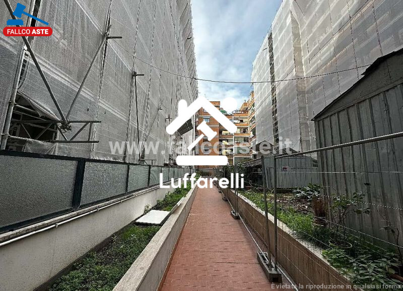 Immagine di APPARTAMENTO VIA FONTI DEL CLITUNNO – ROMA