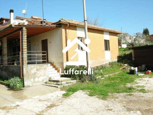 Immagine di CASA / VILLA VIA TEVOLA – VELLETRI