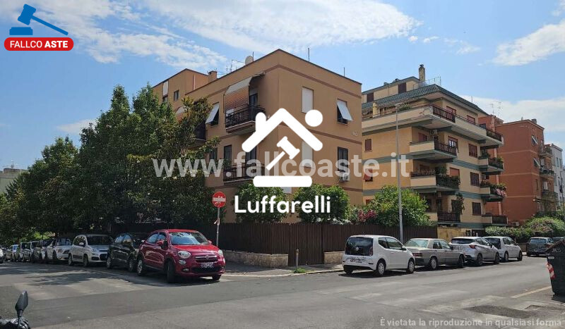 Immagine di APPARTAMENTO VIA DELLE AZALEE – ROMA