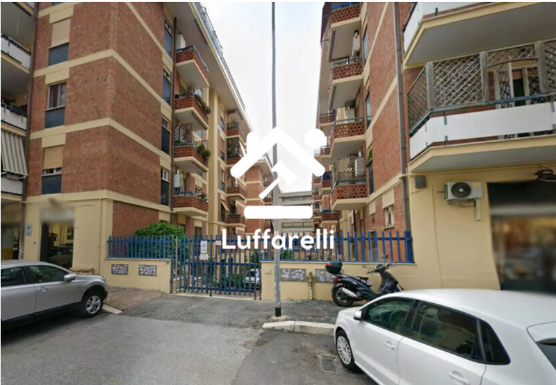 Immagine di GARAGE / POSTO AUTO VIA MAR ROSSO – ROMA