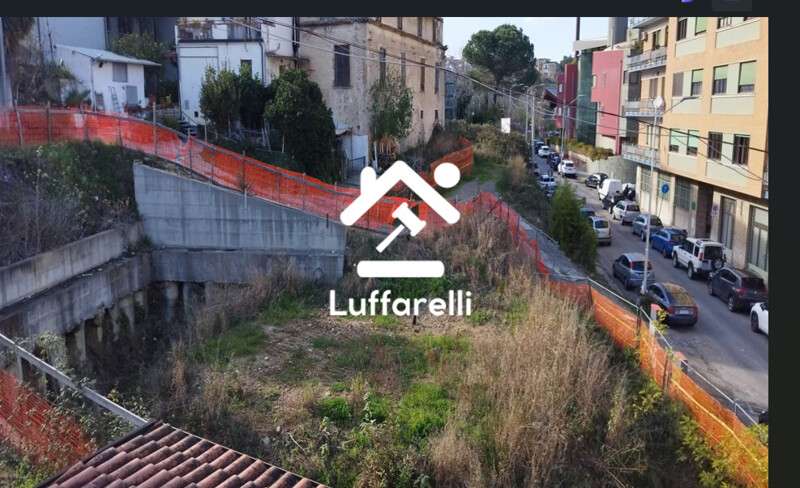 Immagine di TERRENO VIA DE RADA – COSENZA