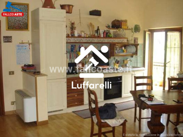 APPARTAMENTO CONTRADA S. NICOLA - ROMA — foto 2