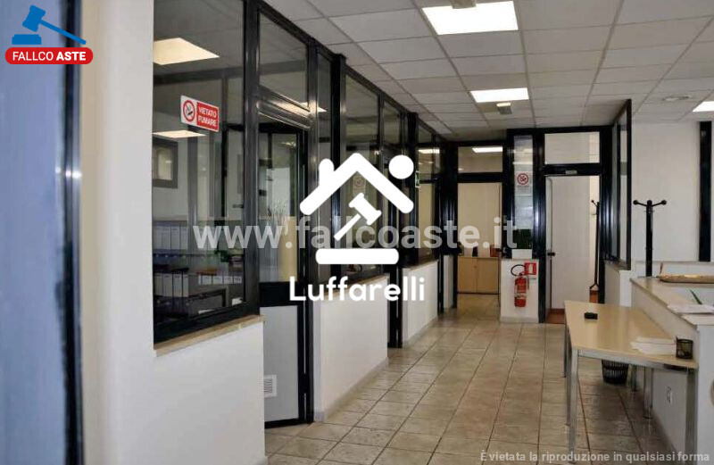 Immagine di CAPANNONE / IMMOBILI INDUSTRIALI VIA CHIVASSO – ROMA