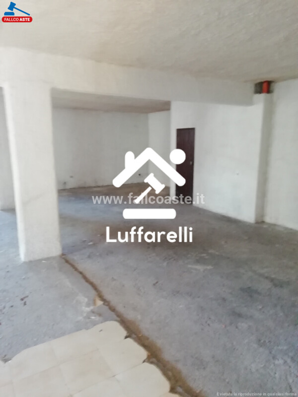 Immagine di GARAGE / POSTO AUTO VIA TOSTINI SNC – AGOSTA