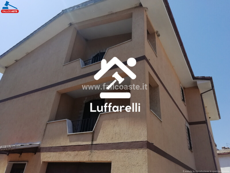 Immagine di GARAGE / POSTO AUTO VIA TOSTINI SNC – AGOSTA