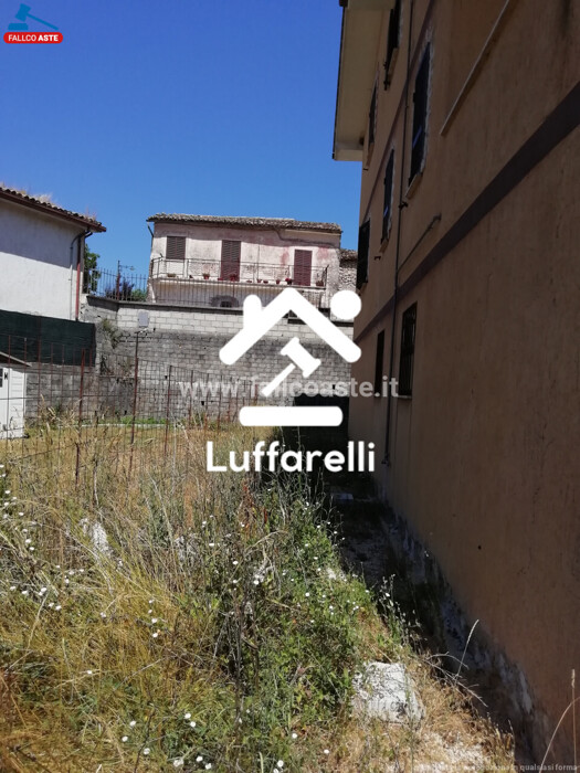 Immagine di GARAGE / POSTO AUTO VIA TOSTINI SNC – AGOSTA