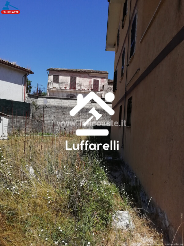 Immagine di GARAGE / POSTO AUTO VIA TOSTINI SNC – AGOSTA