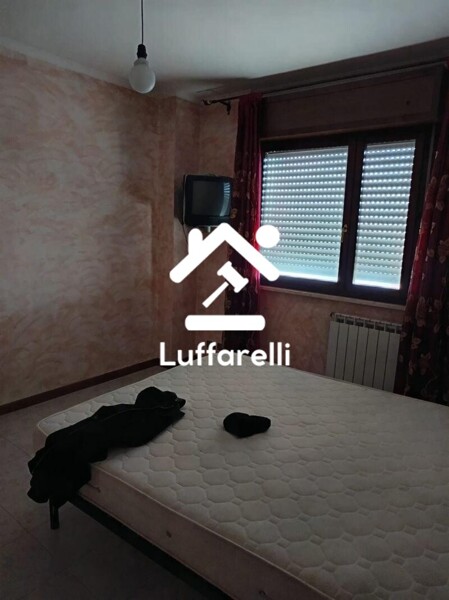APPARTAMENTO VIALE DELLE ARTI - ROMA — foto 8