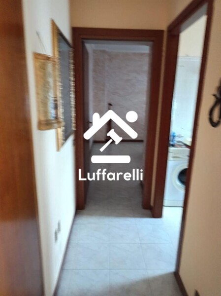 APPARTAMENTO VIALE DELLE ARTI - ROMA — foto 2