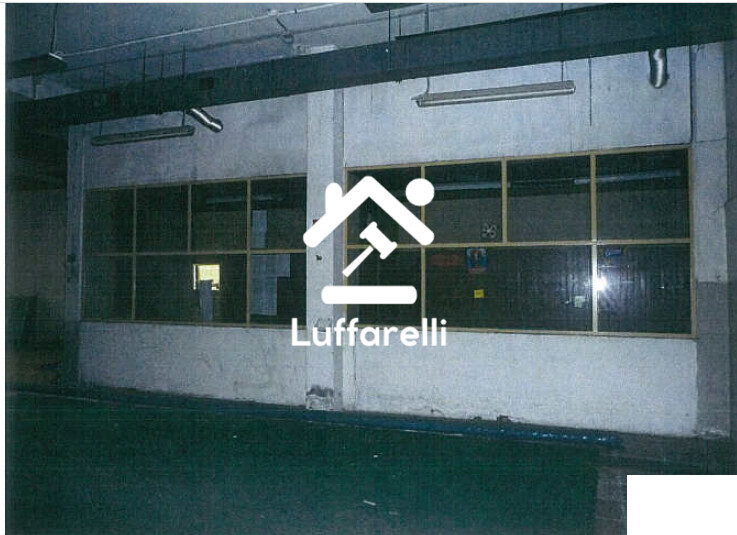 Immagine di DEPOSITO / MAGAZZINO VIA ANNIA REGILLA – ROMA