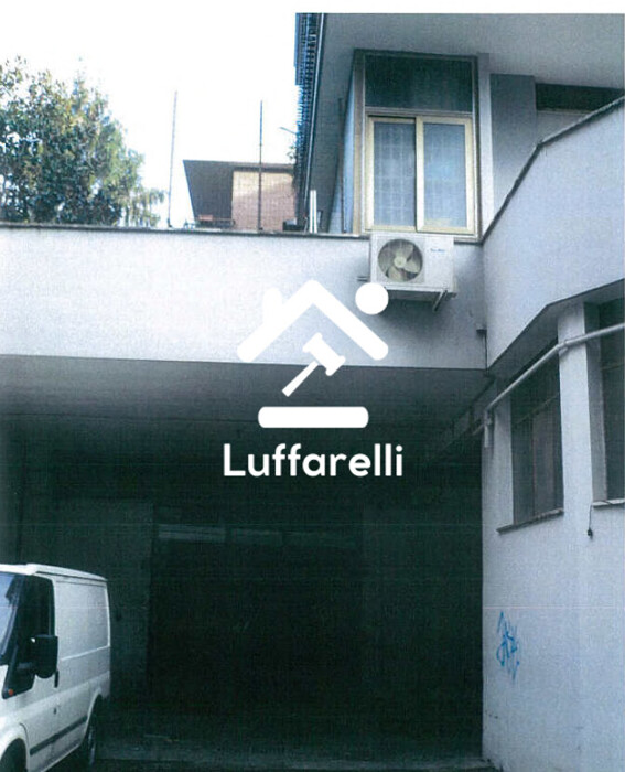 Immagine di DEPOSITO / MAGAZZINO VIA ANNIA REGILLA – ROMA