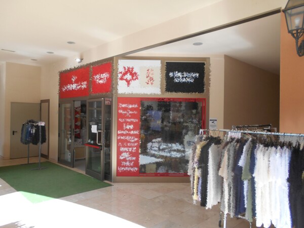 NEGOZIO O LOCALE COMMERCIALE VIA DELLE FARNIOLE - FOIANO DELLA CHIANA