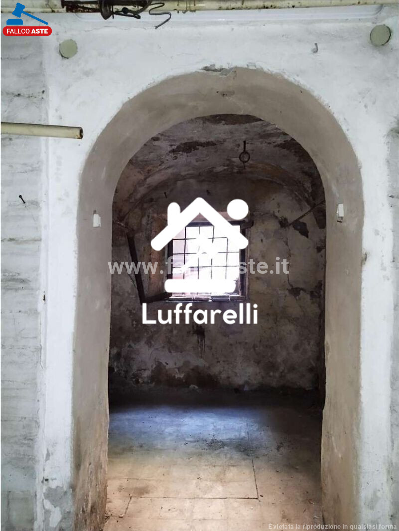 DEPOSITO / MAGAZZINO VIA DEL CIPRESSO - ROMA — foto 3