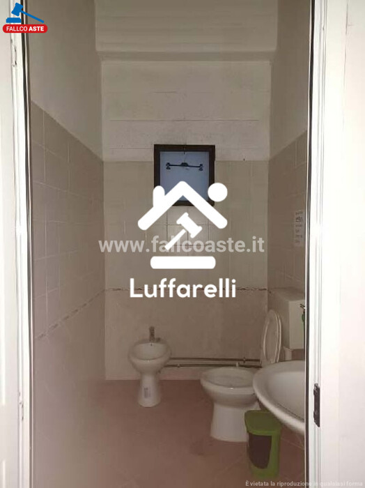 Immagine di DEPOSITO / MAGAZZINO VIA LEOPOLDO MICUCCI – ROMA