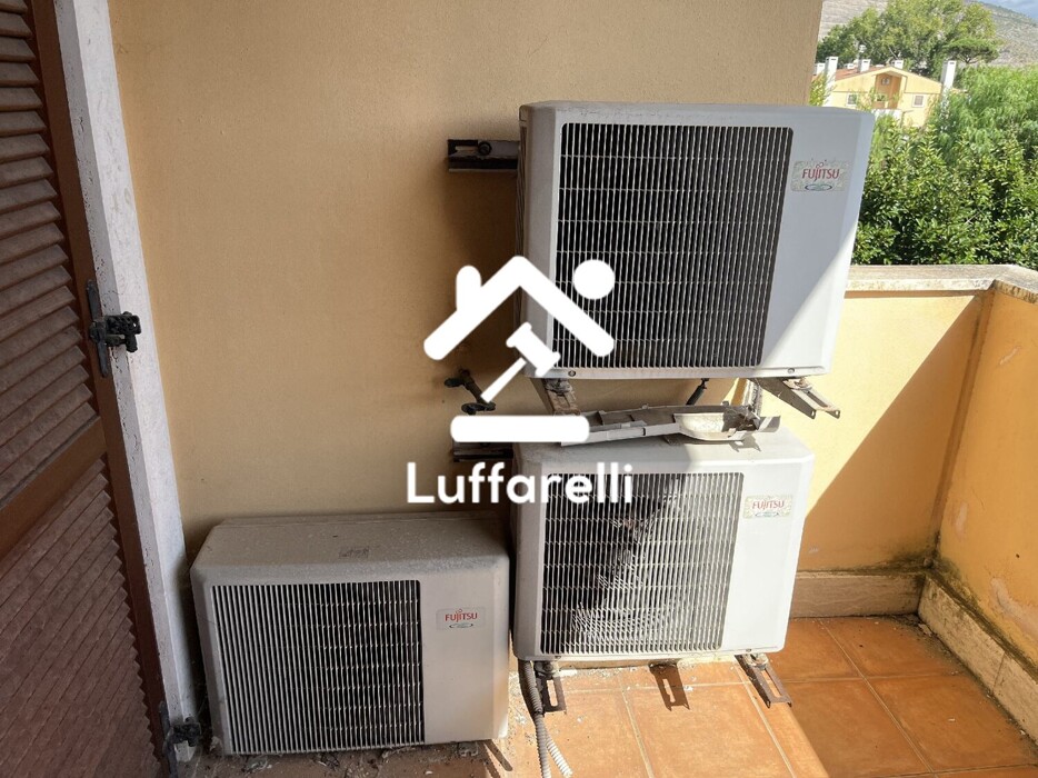 Immagine di CASA / VILLA VIA ROSA QUATTROCIOCCHI – FONDI