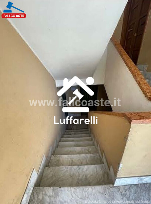 Immagine di APPARTAMENTO VIA CORTONA – ROMA