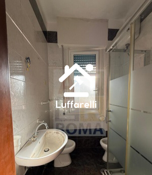 Immagine di APPARTAMENTO VIA DEI LANCIAFIAMME ROMA