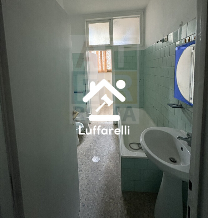 Immagine di APPARTAMENTO VIA VINCENZO UGO TABY – ROMA