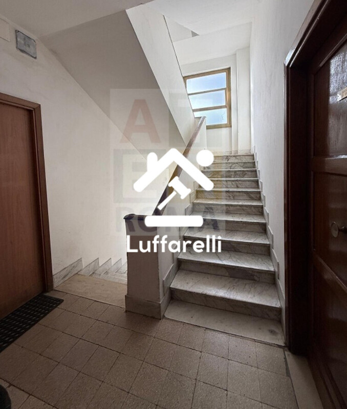 Immagine di APPARTAMENTO VIA ANNIO FELICE – ROMA
