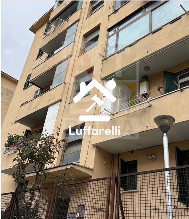 Immagine di APPARTAMENTO VIA ANNIO FELICE – ROMA