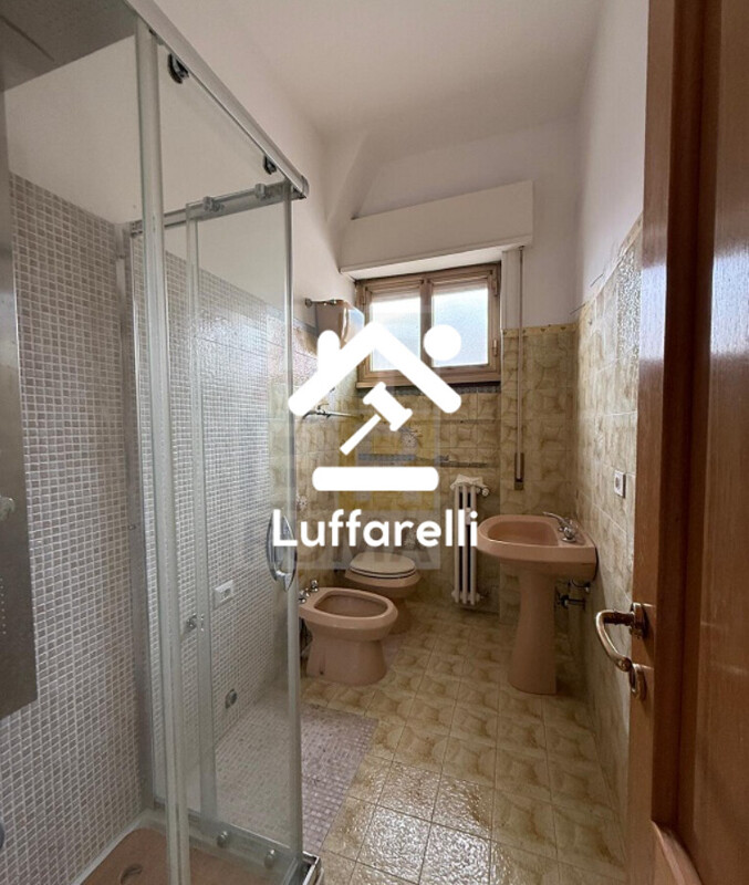 Immagine di APPARTAMENTO VIALE CARLO TOMMASO ODESCALCHI ROMA