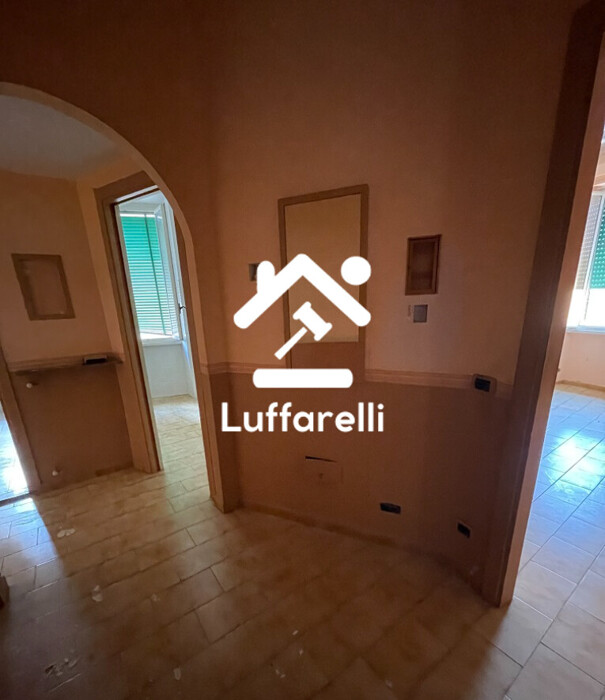 Immagine di APPARTAMENTO VIA APPIA NUOVA – ROMA