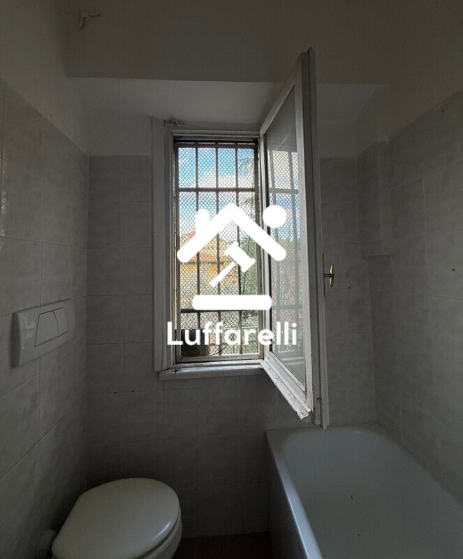 Immagine di APPARTAMENTO VIALE GUGLIELMO MASSAIA – ROMA