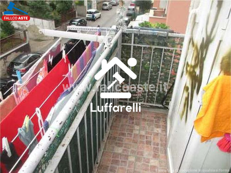 Immagine di APPARTAMENTO VIA DEL CAMPO – ROMA
