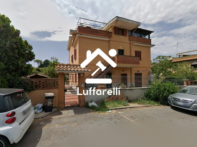 Immagine di APPARTAMENTO VIA IGINO PETRONE – ROMA