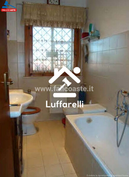 APPARTAMENTO VIA CESARE AUGUSTO - TIVOLI — foto 9