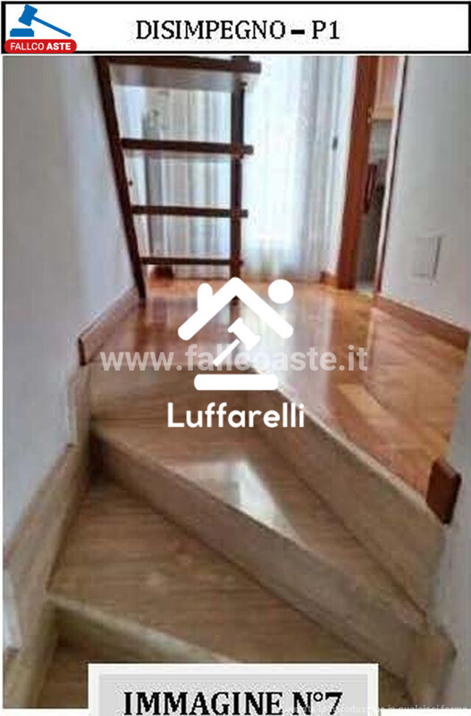 Immagine di CASA / VILLA VIA GARDONE RIVIERA – ROMA