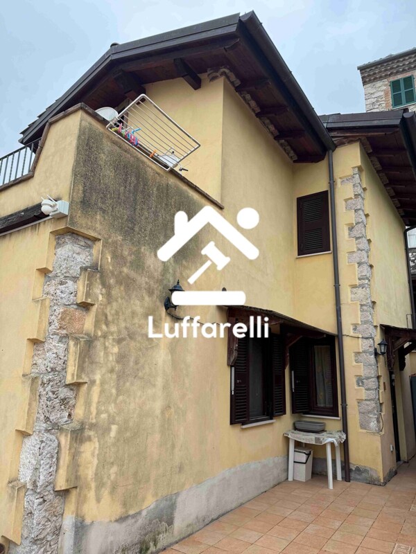 Immagine di APPARTAMENTO VIALE DELLA REPUBBLICA – VEROLI