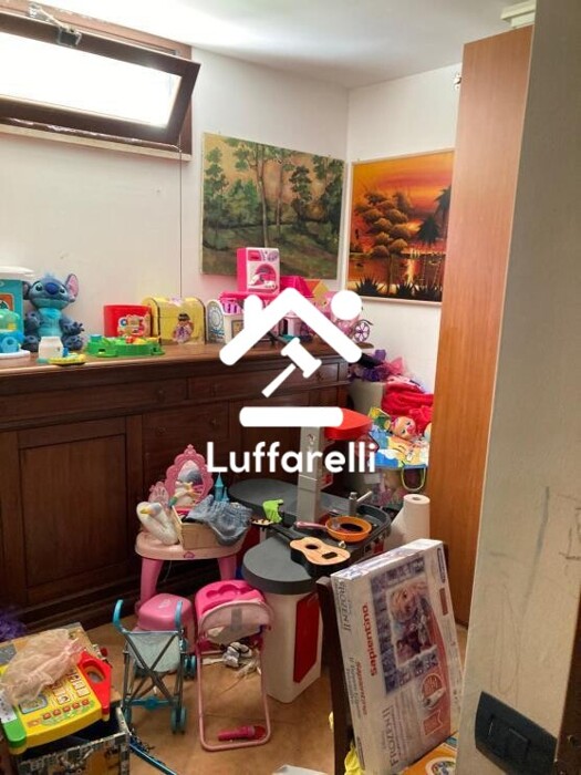 Immagine di CASA / VILLA VIA SOLARUSSA – FIUMICINO