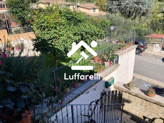 Immagine di CASA / VILLA VIA SOLARUSSA – FIUMICINO