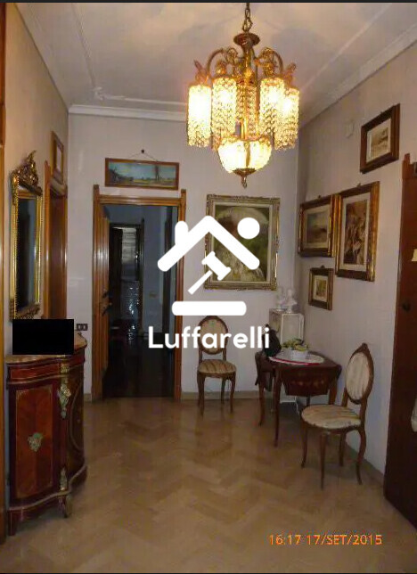 Immagine di APPARTAMENTO VIALE GIOVANNI AMENDOLA 32 – FIRENZE
