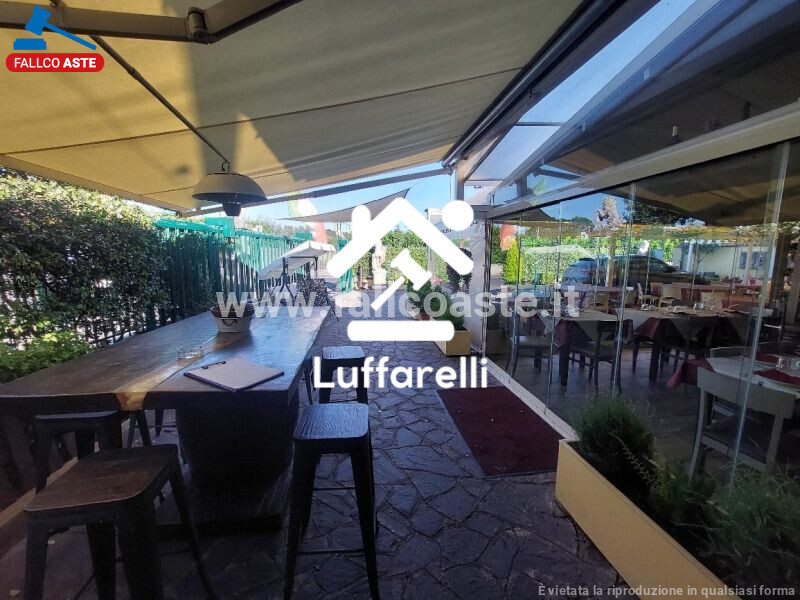 Immagine di LOCALE COMMERCIALE VIA DI CASAL SELCE – ROMA