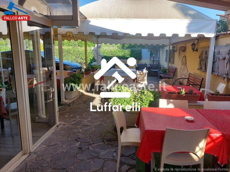 Immagine di LOCALE COMMERCIALE VIA DI CASAL SELCE – ROMA