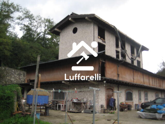 IN CORSO DI COSTRUZIONE CONTRADA TUFO VARACCANI - PATRICA — foto 2