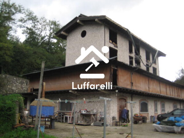 IN CORSO DI COSTRUZIONE CONTRADA TUFO VARACCANI - PATRICA — foto 2
